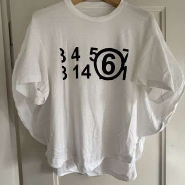 MM6 Margiela Numeric-Print T-Shirt mit gebogenem Saum