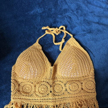 Haut crochet jaune