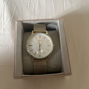 Orologio da polso dorato