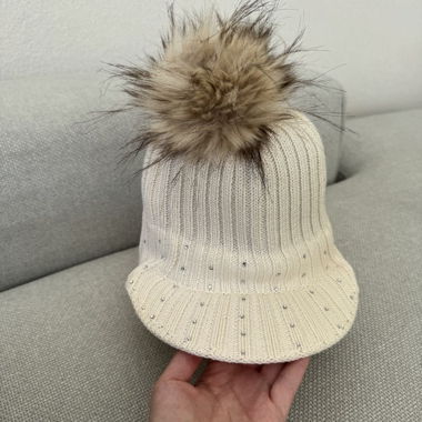 Bonnet crème Eisbär pompon fourrure strass