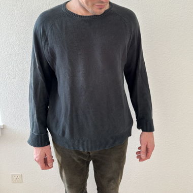 Levis Sweater