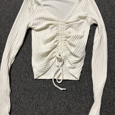 Longsleeve a coste bianco con arricciatura