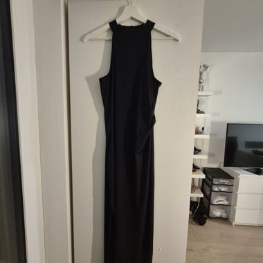 Robe maxi plissée noire