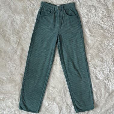 Pantalon en velours côtelé bleu sarcelle BDG Urban Outfitters