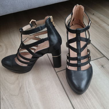 Chaussure à talon 