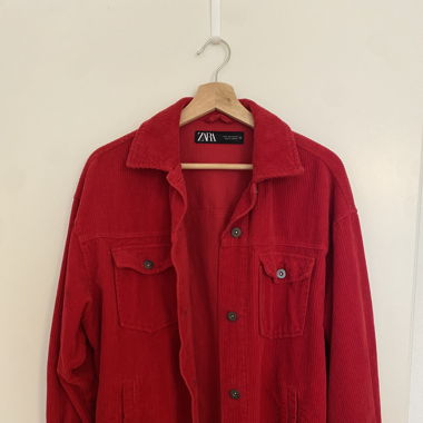 Leichte Cordjacke