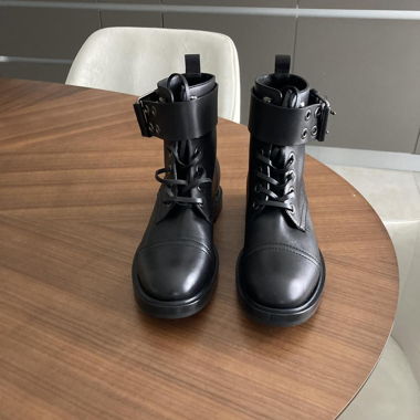 Bottines noires Casadei
