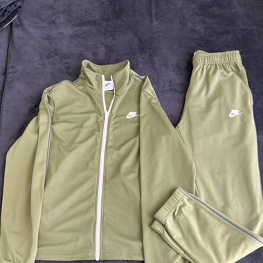 Ensemble NIKE 