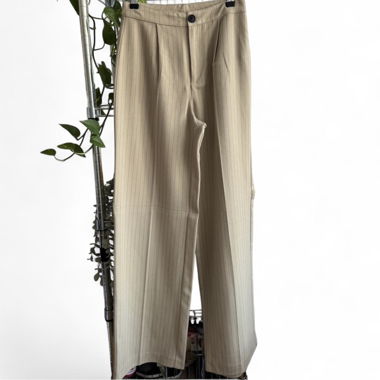 Beige Nadelstreifen-Stoffhose
