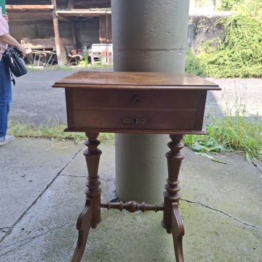 Meuble vintage de couture en bois