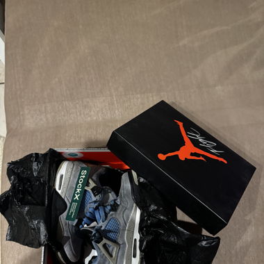 Air Jordan 4 retro