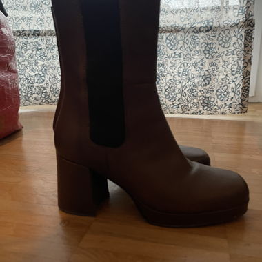 Schuhe mit Absatz