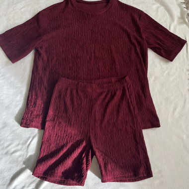 Completo due pezzi rosso