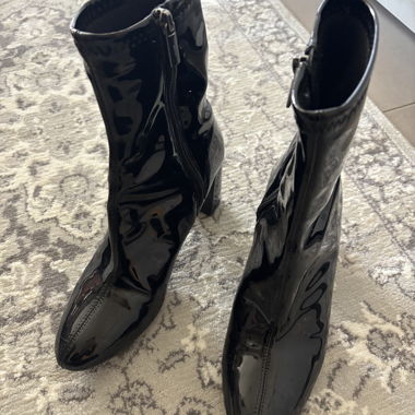 Bottines noires vernies Bershka