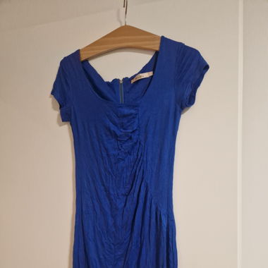 Königblaues Kleid