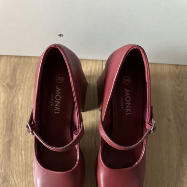 Heals - Monki Vegan - 39