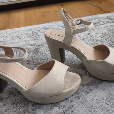 Scarpe eleganti