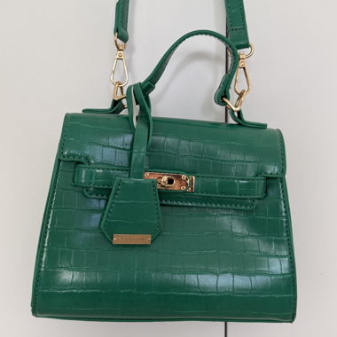 Grüne Handtasche mit Krokodilleder-Optik