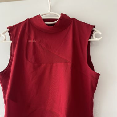 top soirée rouge 