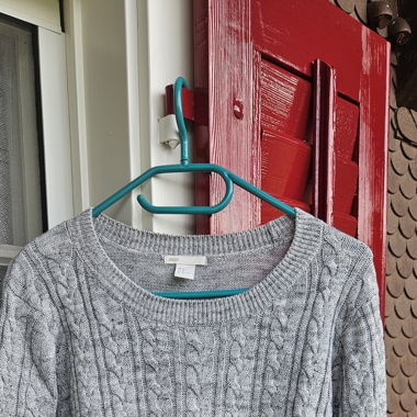 Grauer Winterpulli