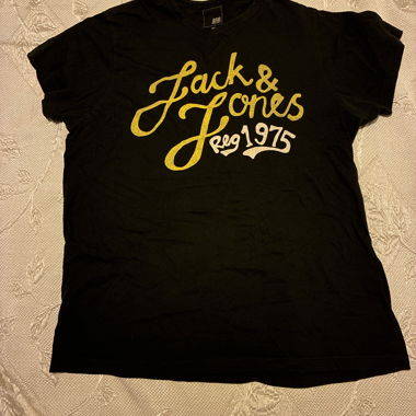 T-shirt Jack & Jones noir avec imprimé