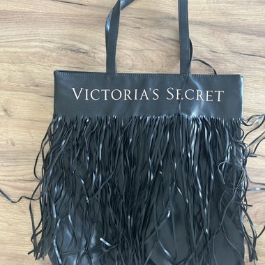 Victoria's Secret Shopper mit Fransen