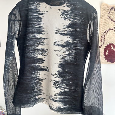 Haut en mesh noir transparent