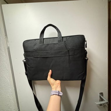 Laptop Carrier - Spacious