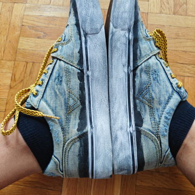 Sneakers alte Diesel in denim, edizione limitata