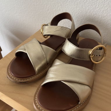 See by Chloé LYNA Sandals – Light Gold, Size 40