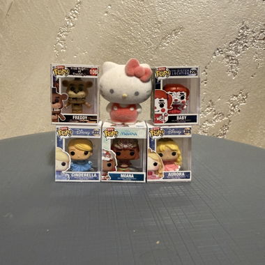 5 bitty pops e hello kitty