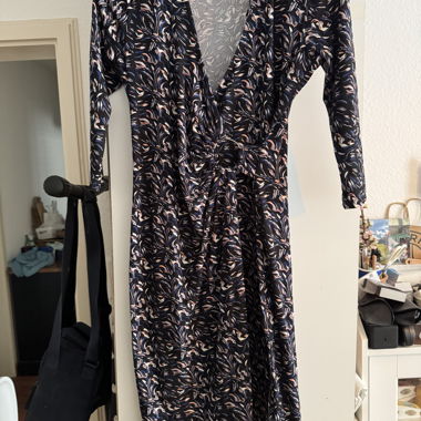 Navy floral midi dress