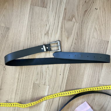 simple greyish belt