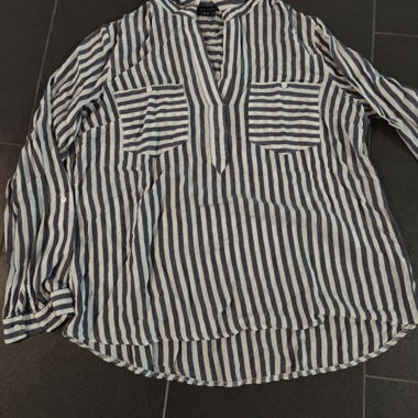 Leichte gestreifte Bluse
