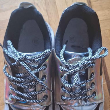 Chaussures motifs spéciaux/Shoes special motif