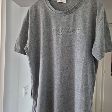 T-shirt Calvin Klein XL