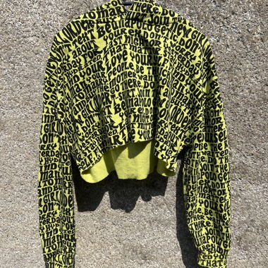 Kapuzensweater mit Cropped-Schnitt