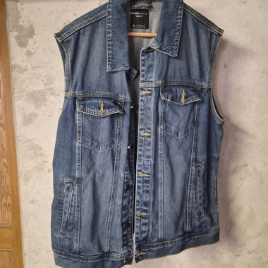 Bershka Jeansweste ohne Ärmel