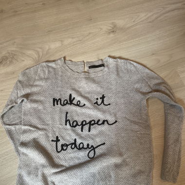 Pullover mit Schriftzug