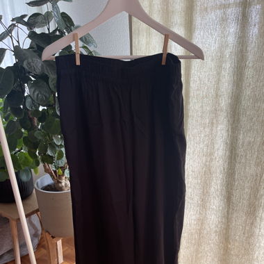 Stoffhose breit
