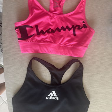 2 Sports Bras