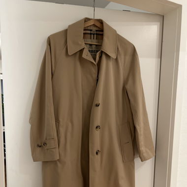 Burberry Camden Trenchcoat 