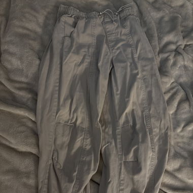 Beige Cargo Hose