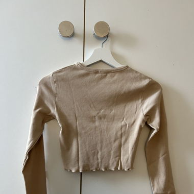 Beiges langarm Top