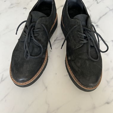 Derbies en daim taille 38