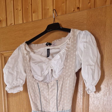 Dirndl