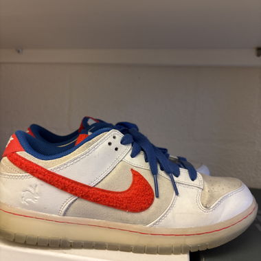 Nike Sneaker