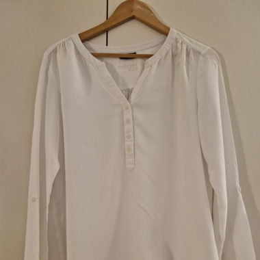 Weisse Bluse