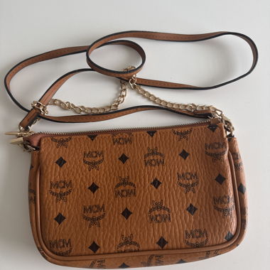 Borsa MCM a tracolla