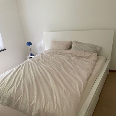 Ikea Malm Bett 160 x 200 mit Bettfedern und Kasten